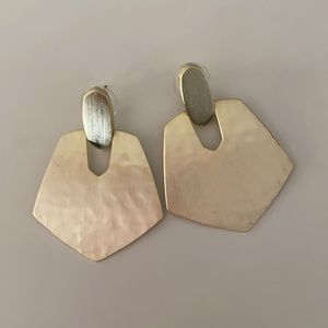 kendra scott earrings